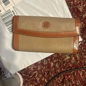 Dooney and Brouke vintage wallet-SUPER COOL!
